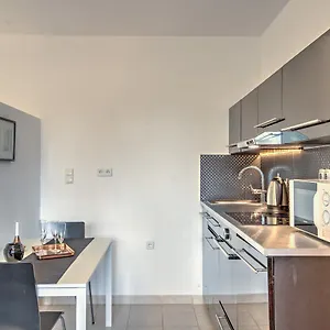Apartman Downtown Rose Garden Whit Garage Opcional, Budapest